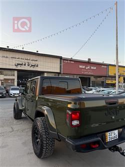 جيب جلاديتور